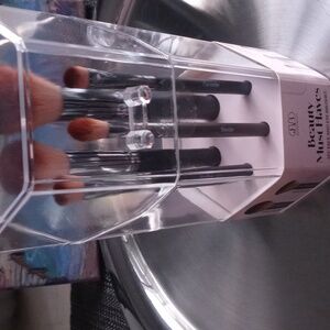 Beauty Must Haves Brush Set